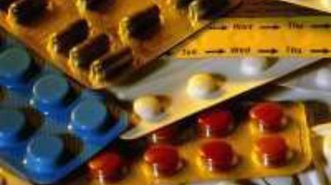 Sanità, da oggi a regime la distribuzione per conto dei farmaci salvavita nelle farmacie territoriali