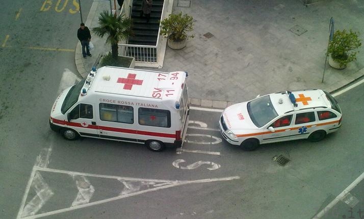 Ambulanza Croce Rossa e Sierra 1