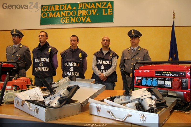 Genova - sequestro macchinari modificati