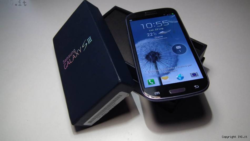 samsung galaxy s3 smartphone
