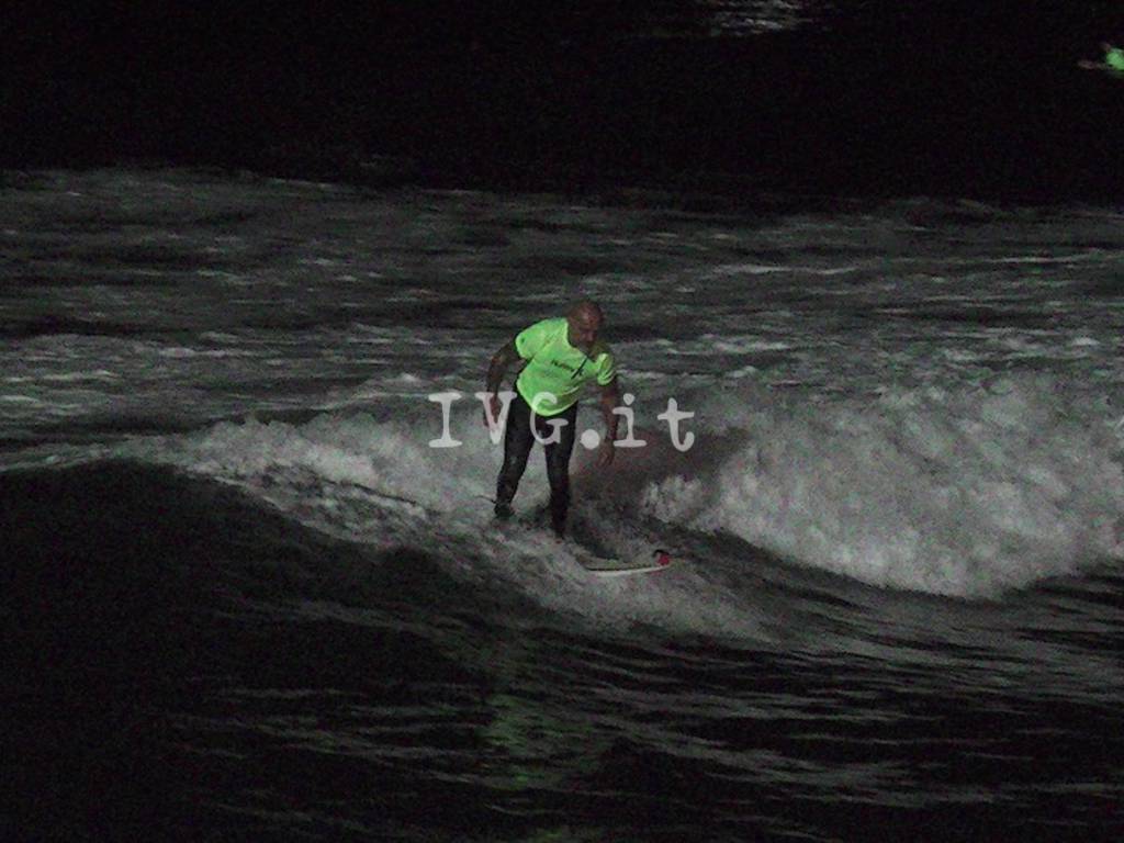 surf notturno night artificial light varazze
