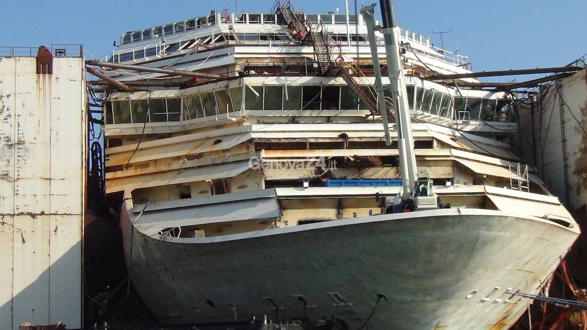 Costa Concordia demolizione