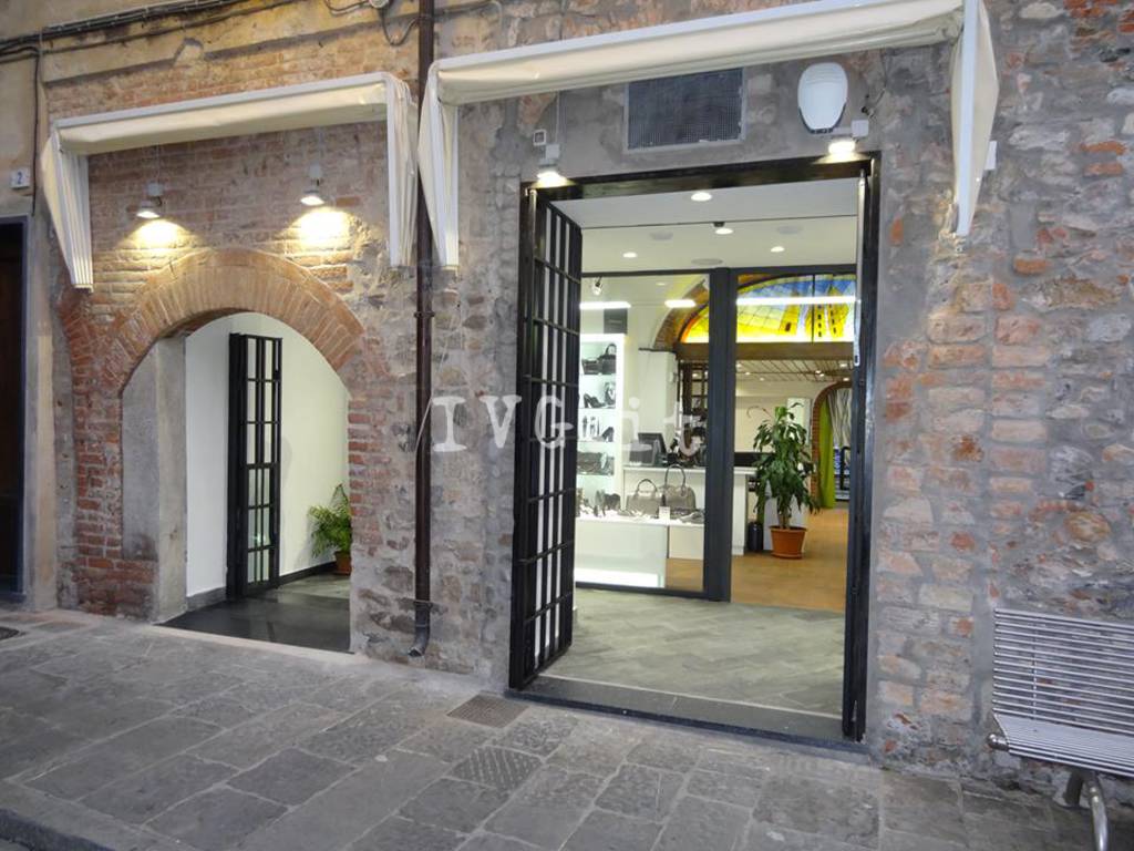 Nuovo negozio Albenga Le Torri