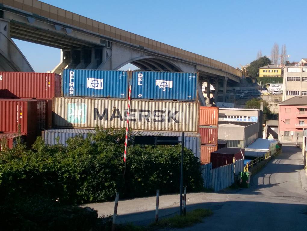 Deposito container via Borzoli