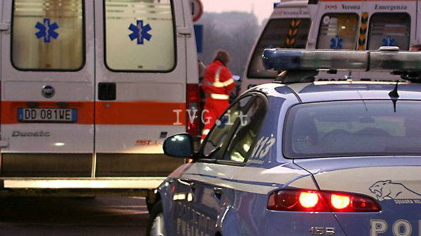 incidente ambulanza polizia