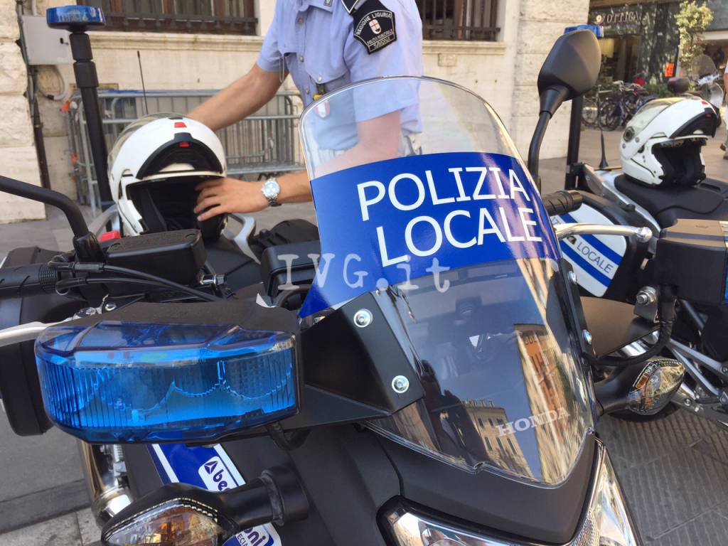 Presentazione delle nuove moto della polizia locale di Savona