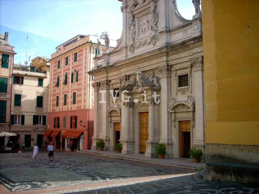 piazza sant'Ambrogio varazze