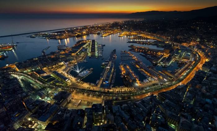 Genova dall'alto panorama