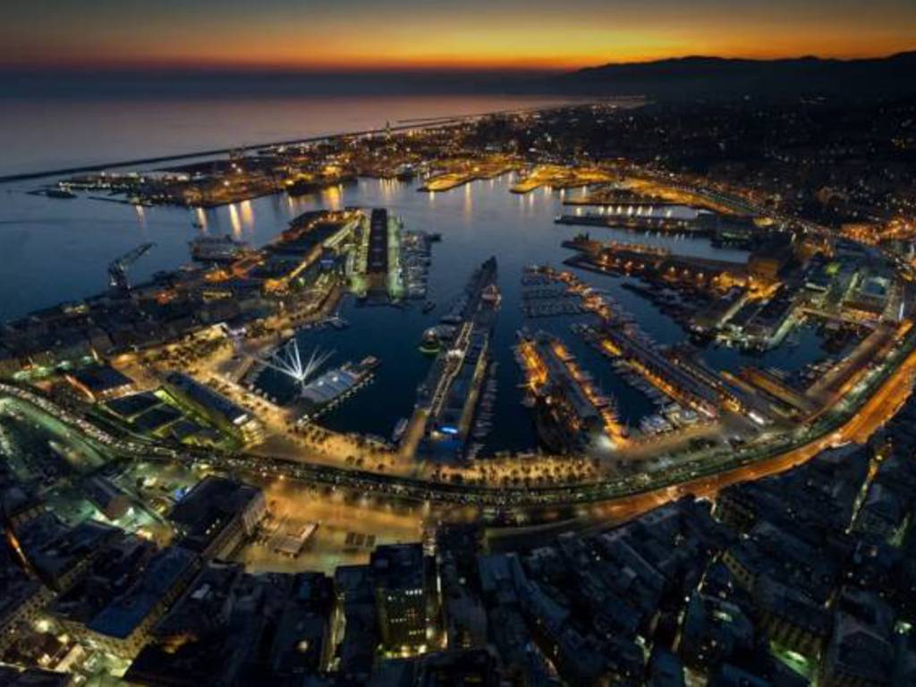 Genova dall'alto panorama