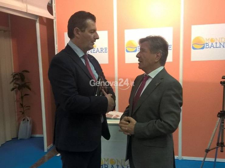 Il presidente di Assobalneari Fabrizio Lircordari con il presidente della Federazione spagnola Del Castillo
