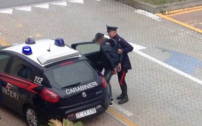 arresti carabinieri albenga