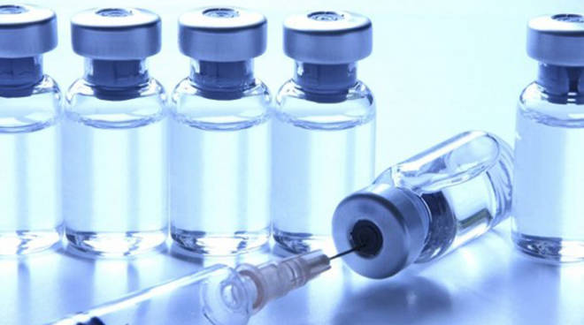 Vaccini, M5S: “La legge Lorenzin è incostituzionale, Toti la impugni dinnanzi alla Consulta”