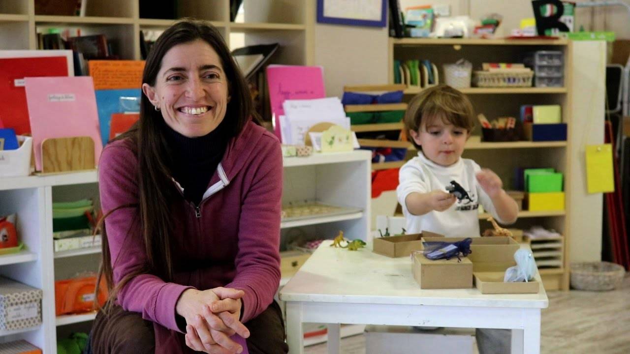 Maestra Francesca D'Achille scuola Montessori