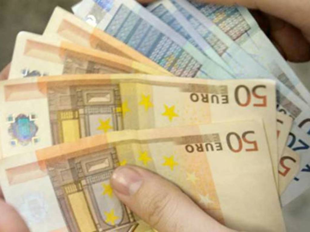 Soldi euro contanti