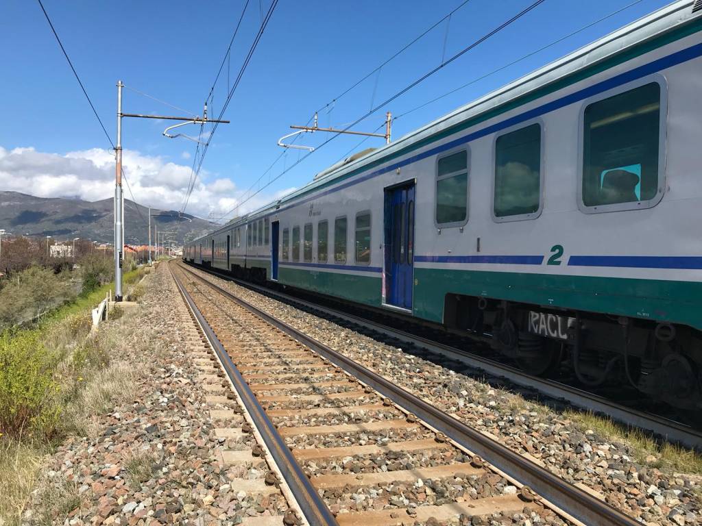 Cadavere trovato sui binari tra Arquata e Tortona: treni per Milano fermi