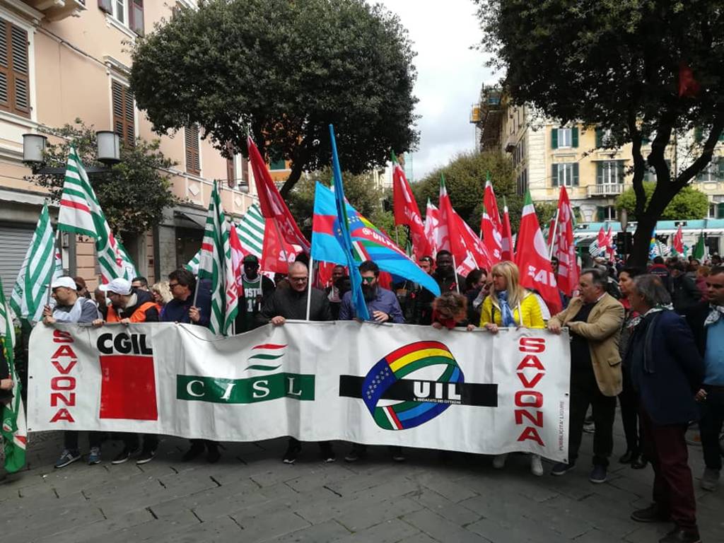 Savona e Albenga, migliaia di persone alla manifestazione del Primo Maggio 