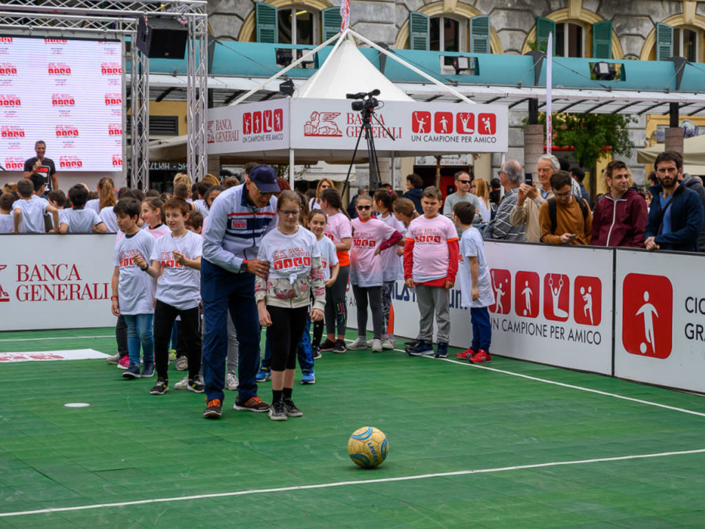 Savona, in scena “Un Campione per Amico”: oltre 700  bambini in festa 