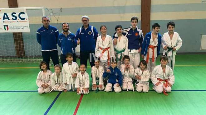 Karate, Full Metal Club: quattordici medaglie al Trofeo di Natale a Pralormo