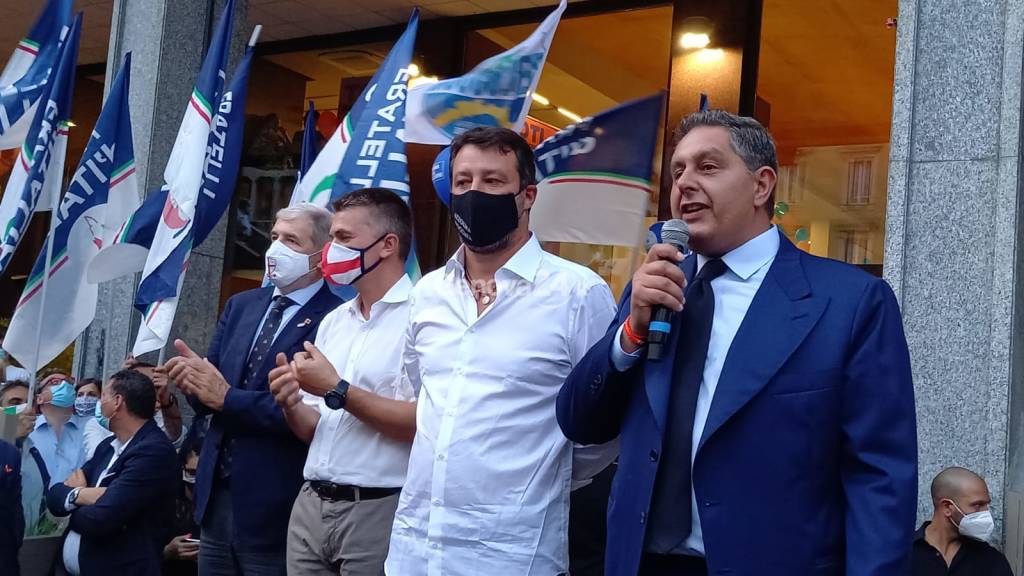 Salvini chiude la campagna elettorale di Toti a Genova
