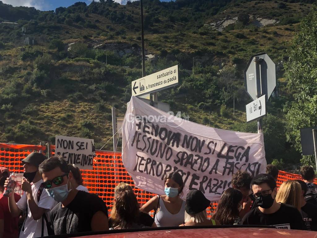 Salvini via Napoli e presidio Tdn