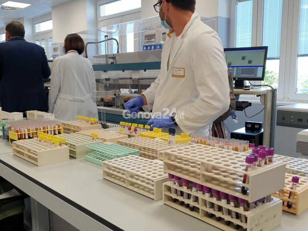 All'ex ospedale Celesia il super laboratorio hi-tech che processerà gli esami dei genovesi