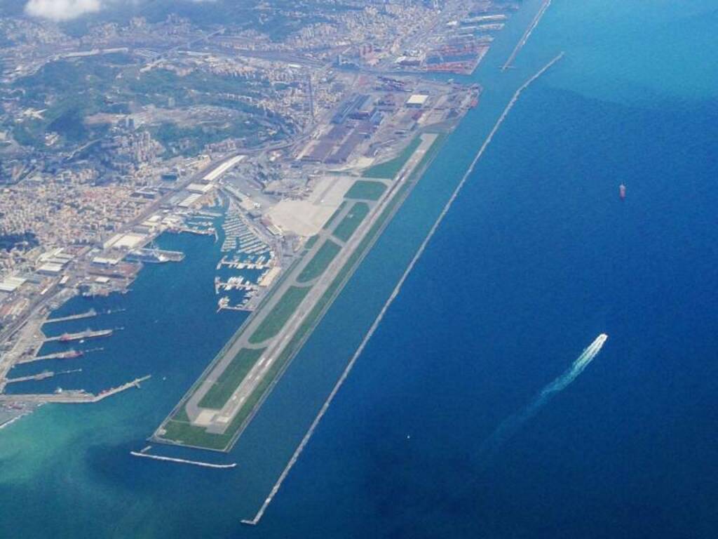 aeroporto genova colombo vista aerea