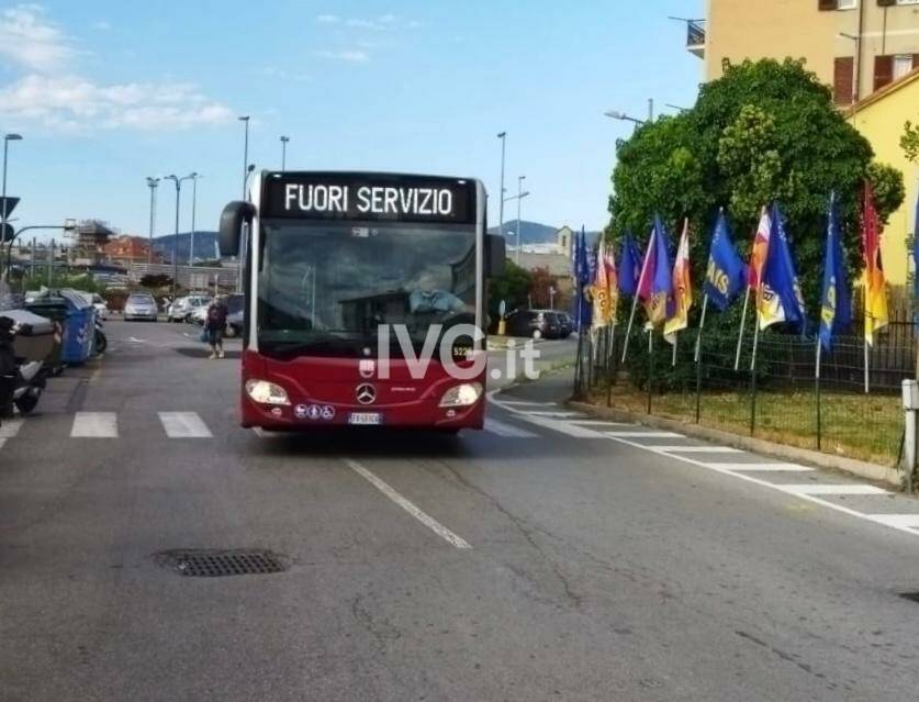 autobus bus tpl linea fuori servizio sciopero generica 