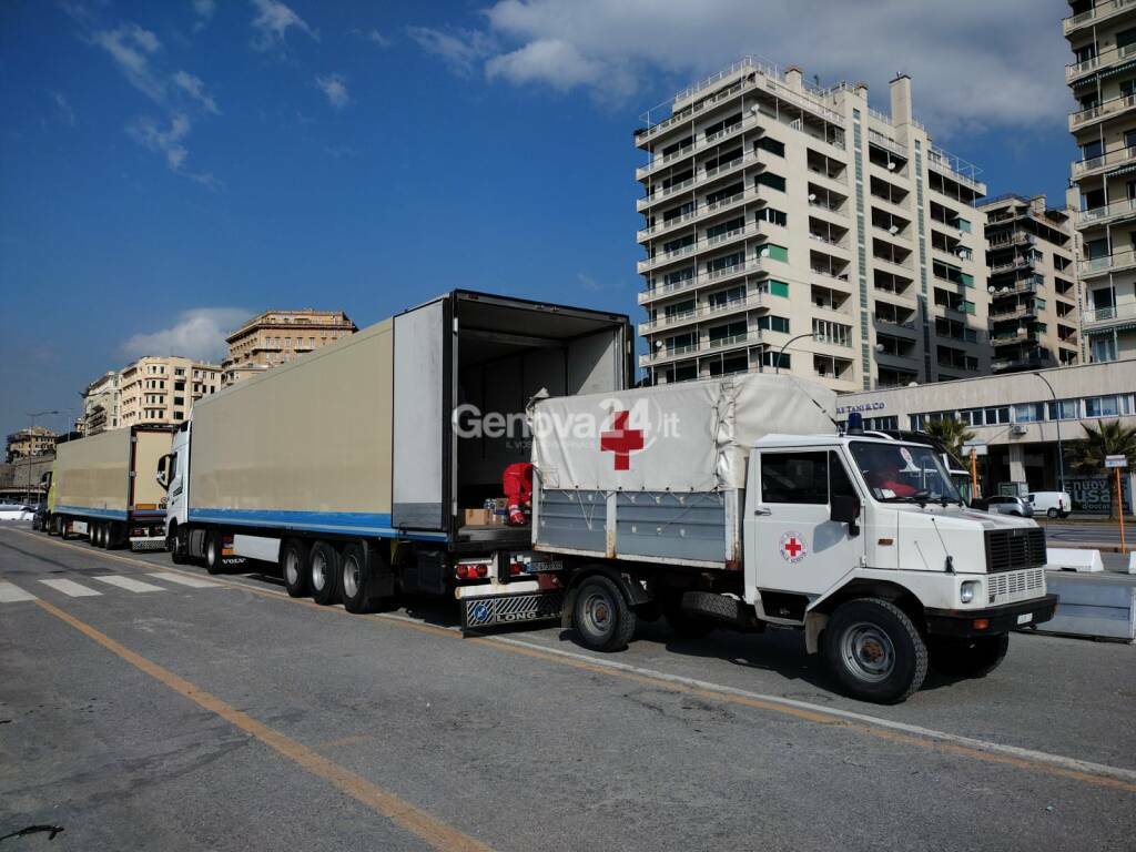 camion aiuti ucraina