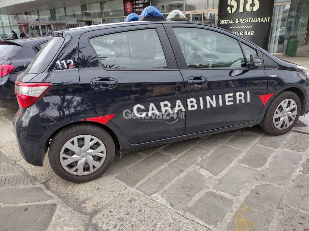 carabinieri, auto cc