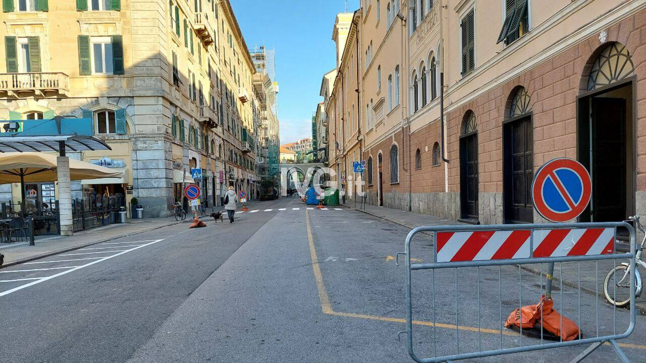 Pedonalizzazioni Savona chiusa via Manzoni