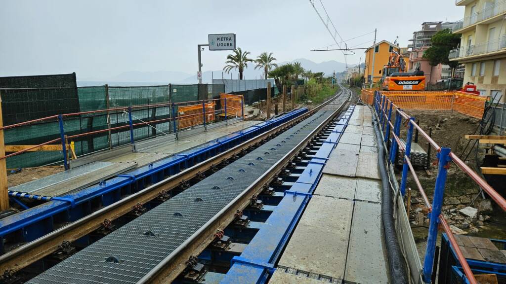 Completata la sostituzione del ponte ferroviario a Borgio Verezzi