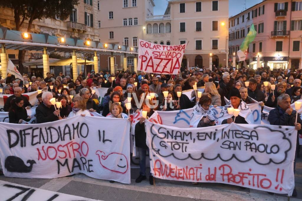 Nuova protesta contro il rigassificatore a Savona