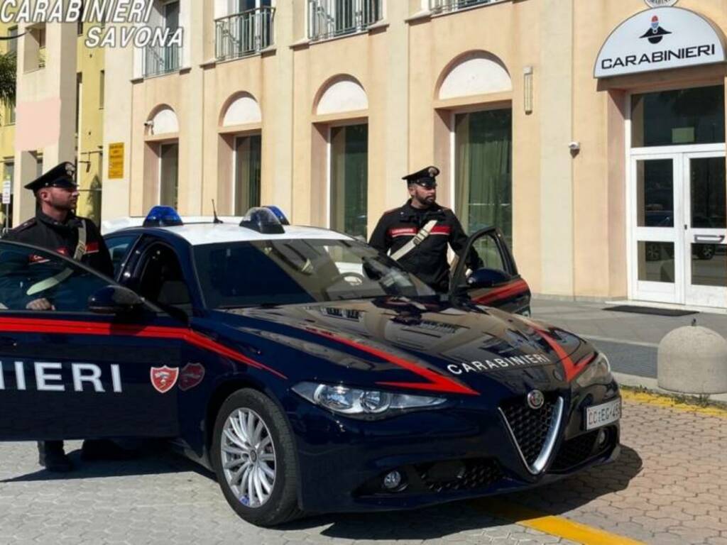 carabinieri albenga aprile 2024